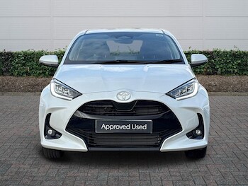 Used Toyota Yaris 2024 for sale - 77427406: Photo
