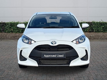 Used Toyota Yaris 2023 for sale - 77372474: Photo