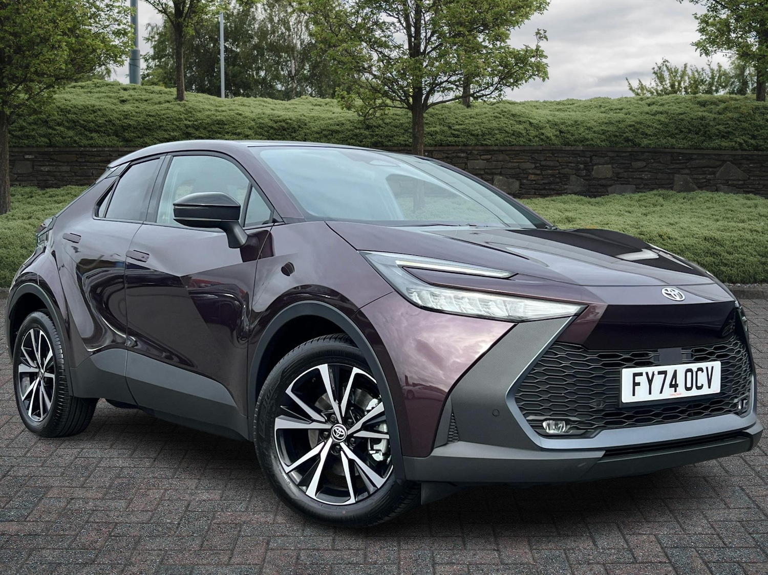 Used Toyota C-HR 2024 for sale - 76033204: Photo 1