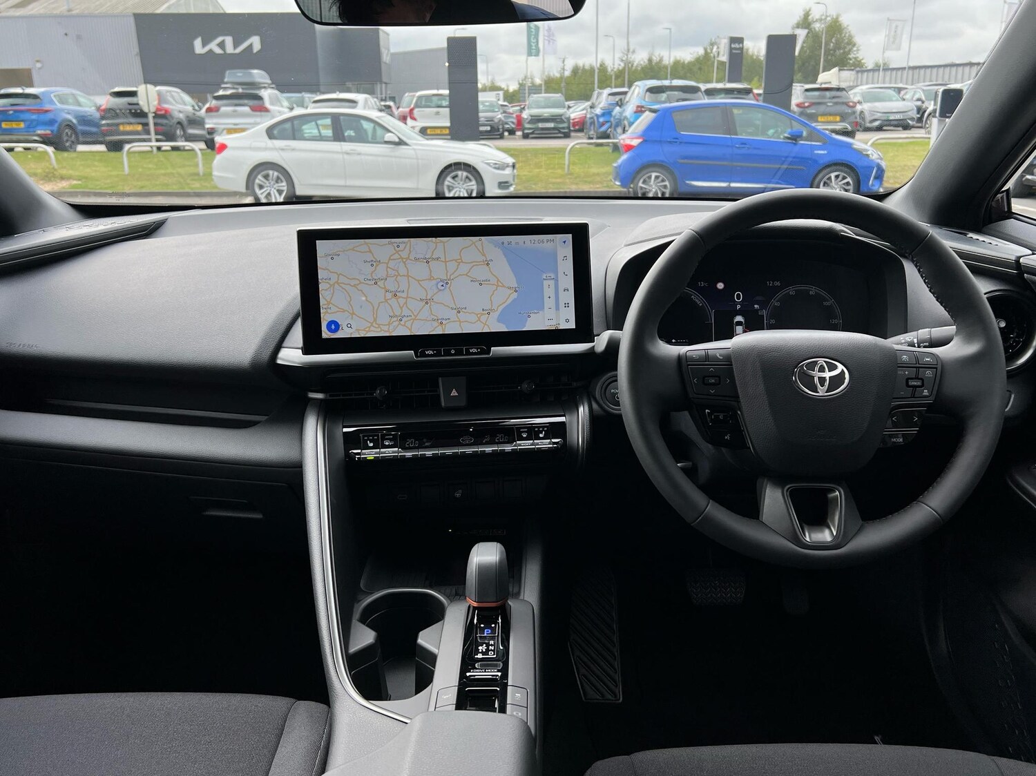Used Toyota C-HR 2024 for sale - 76033204: Photo 5