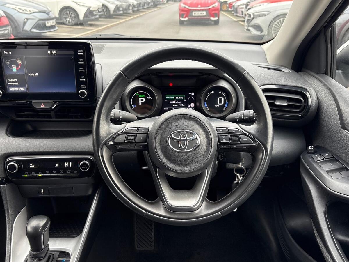 Used Toyota Yaris 2020 for sale - 76800473: Photo 8