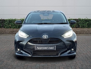 Used Toyota Yaris 2024 for sale - 77157532: Photo