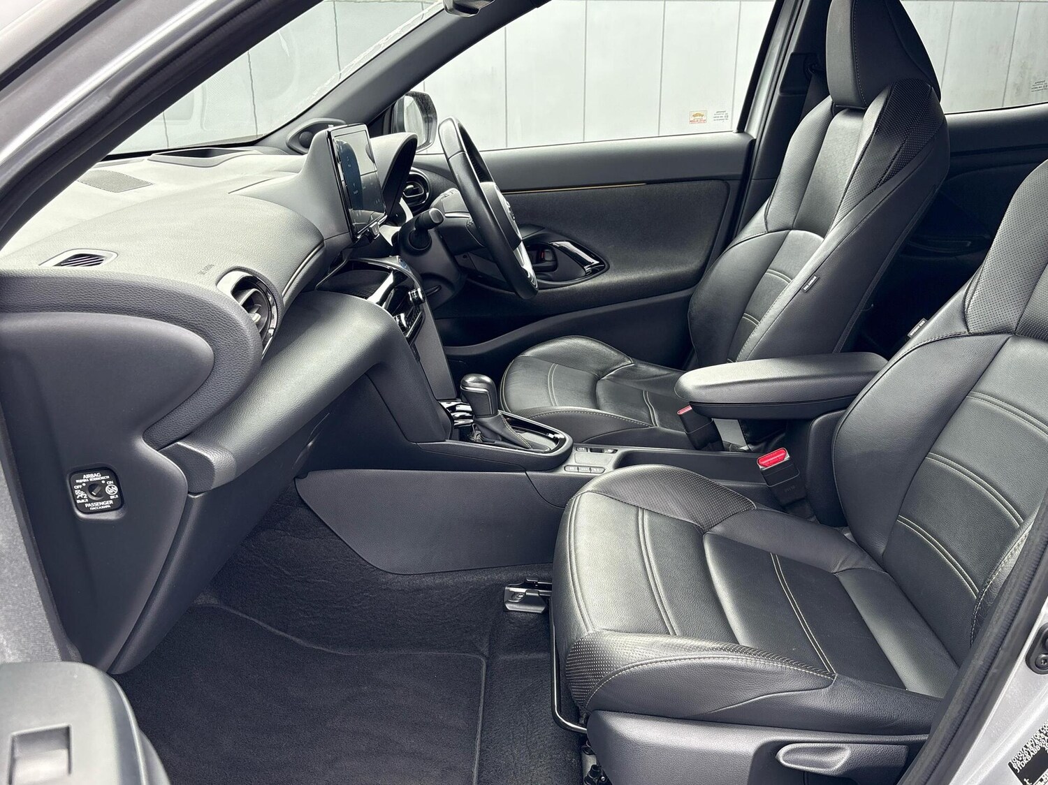 Used Toyota Yaris 2022 for sale - 76139678: Photo 10