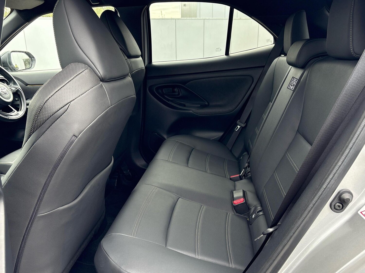 Used Toyota Yaris 2022 for sale - 76139678: Photo 12