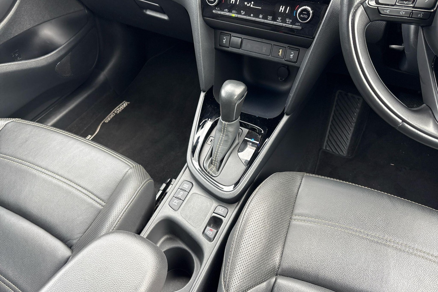 Used Toyota Yaris 2022 for sale - 76139678: Photo 31