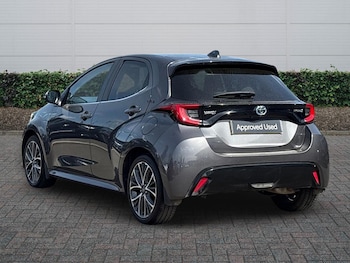 Used Toyota Yaris 2022 for sale - 78073954: Photo