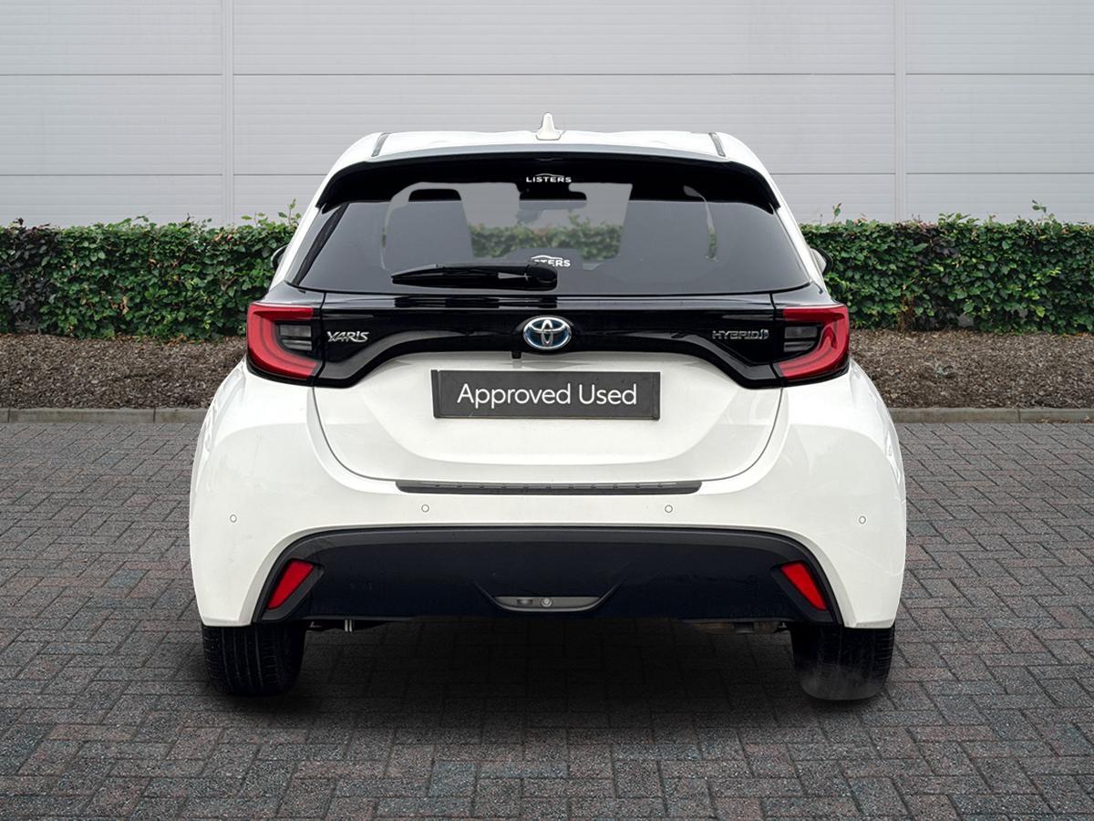 Used Toyota Yaris 2020 for sale - 76937260: Photo 4