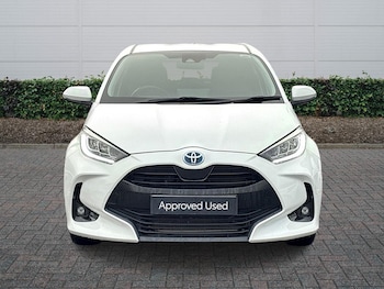 Used Toyota Yaris 2021 for sale - 76692776: Photo