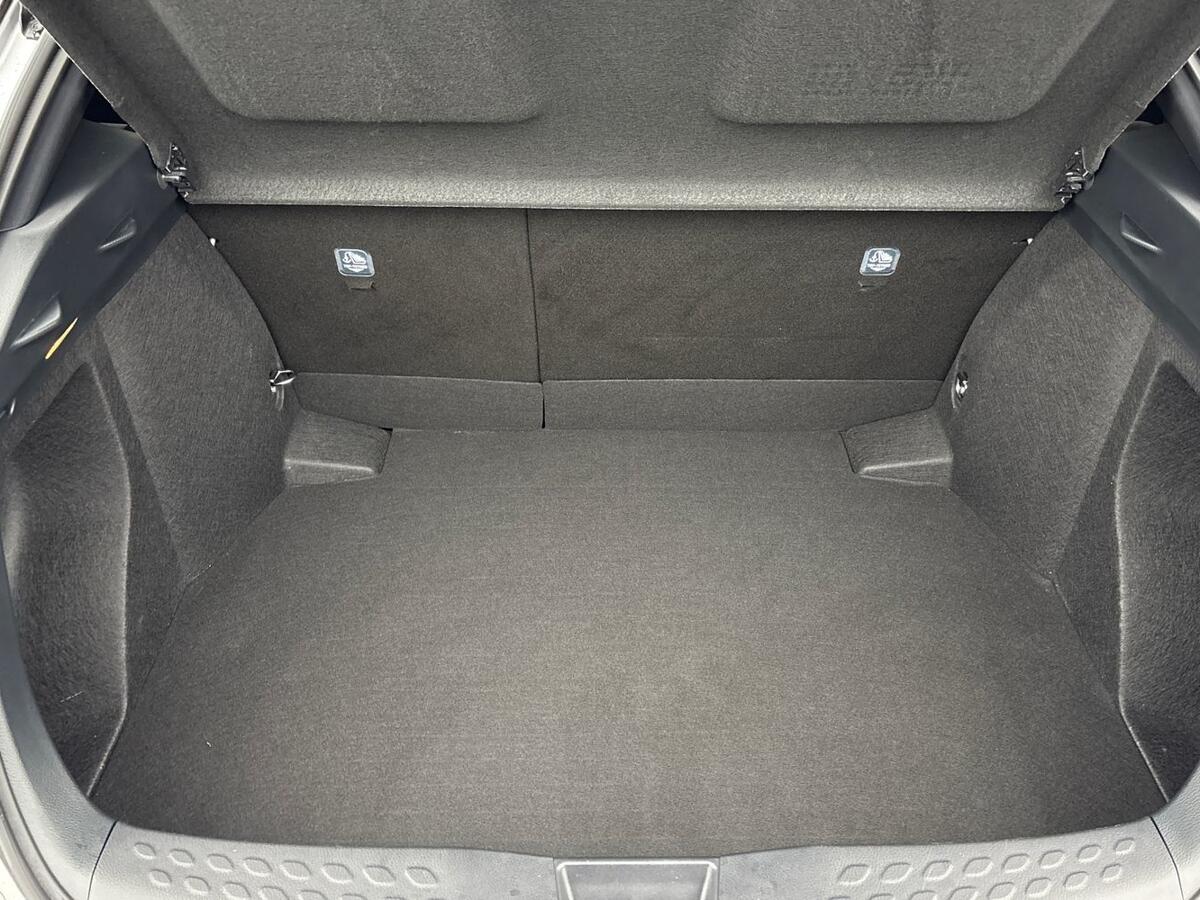 Used Toyota C-HR 2023 for sale - 77013641: Photo 10