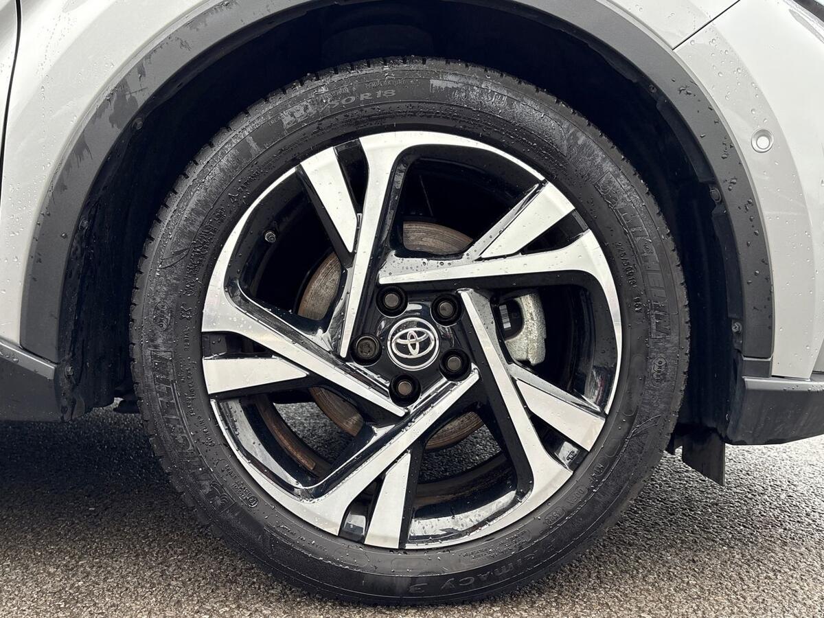 Used Toyota C-HR 2023 for sale - 77013641: Photo 13