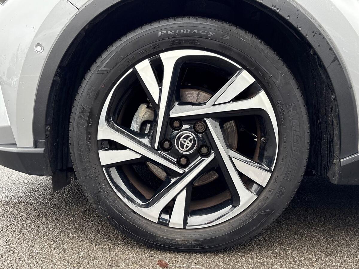 Used Toyota C-HR 2023 for sale - 77013641: Photo 18