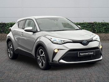 Used Toyota C-HR 2023 for sale - 77013641: Photo