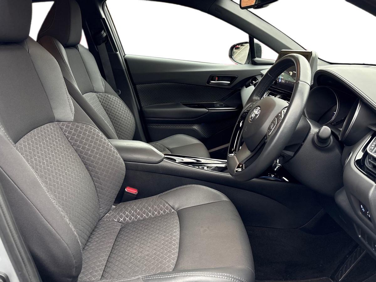 Used Toyota C-HR 2023 for sale - 77013641: Photo 7