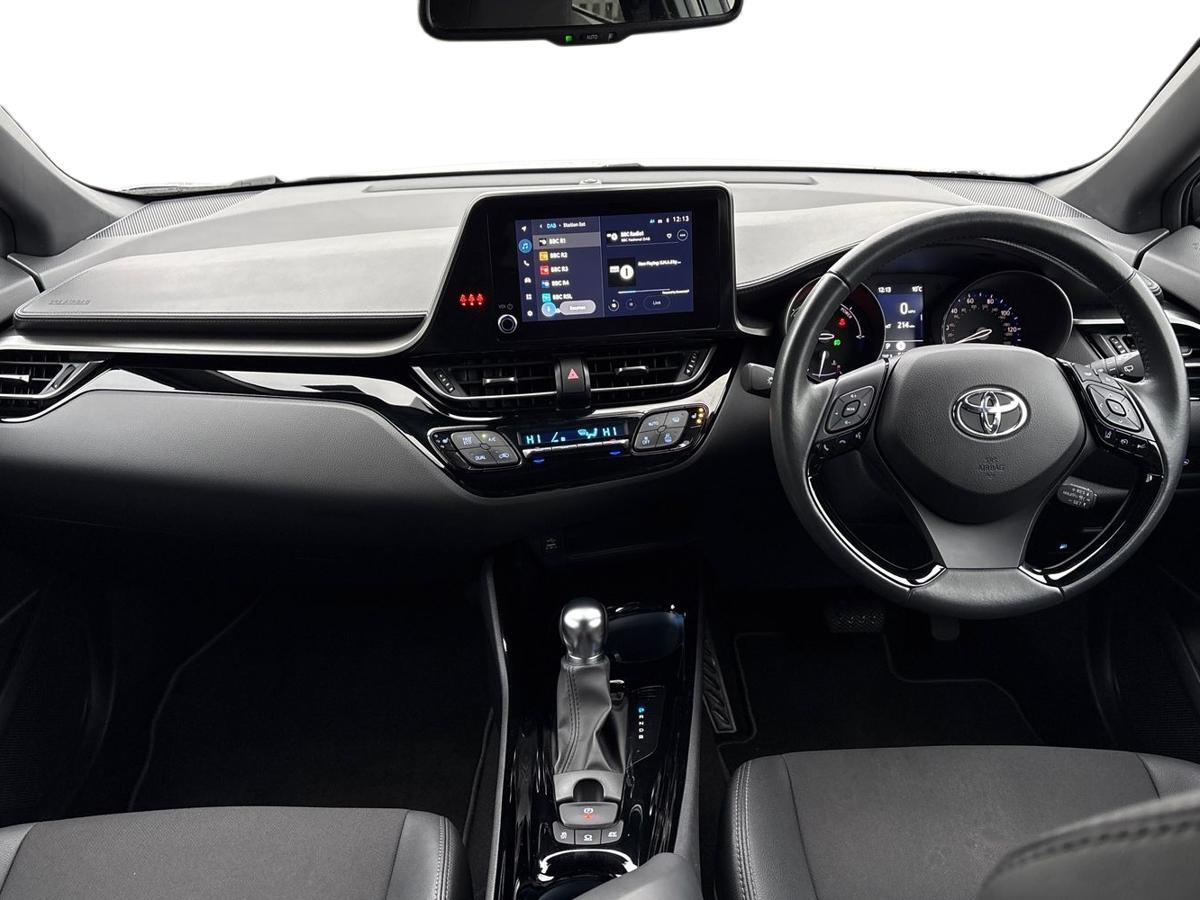 Used Toyota C-HR 2023 for sale - 77013641: Photo 8