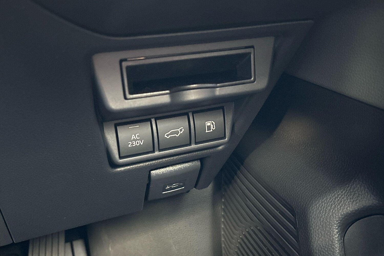 Used Toyota Prius 2025 for sale - 77672836: Photo 13