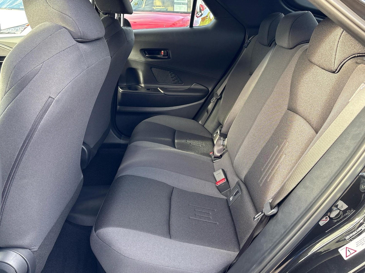 Used Toyota C-HR 2025 for sale - 76635395: Photo 12