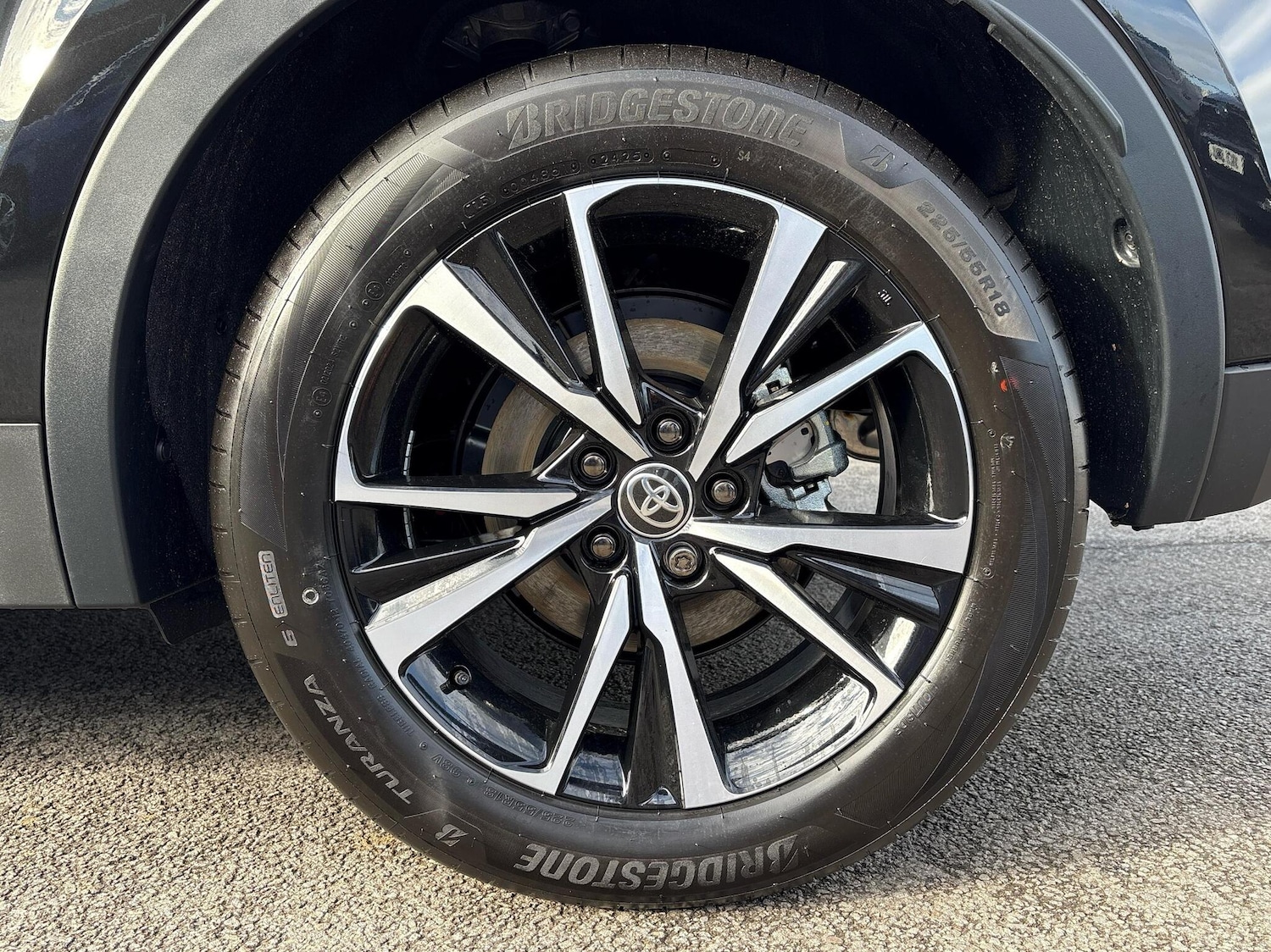 Used Toyota C-HR 2025 for sale - 76635395: Photo 21