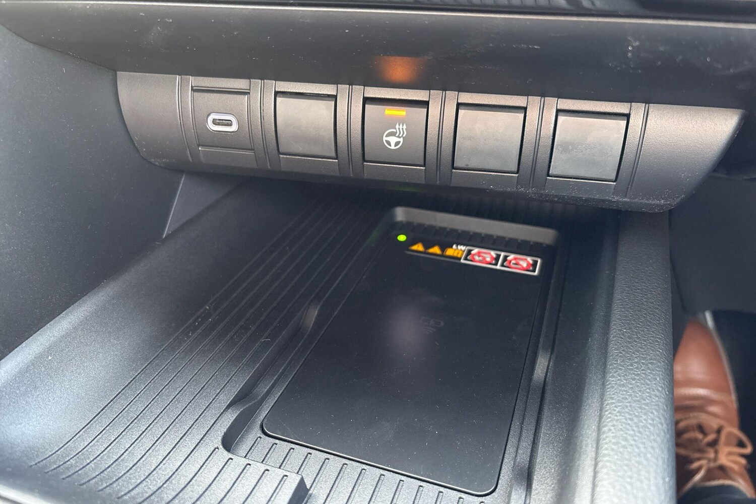 Used Toyota C-HR 2025 for sale - 76635395: Photo 38