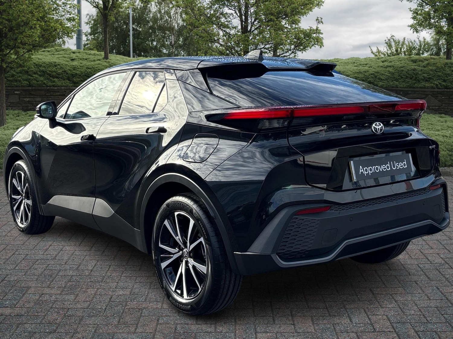 Used Toyota C-HR 2025 for sale - 76635395: Photo 4