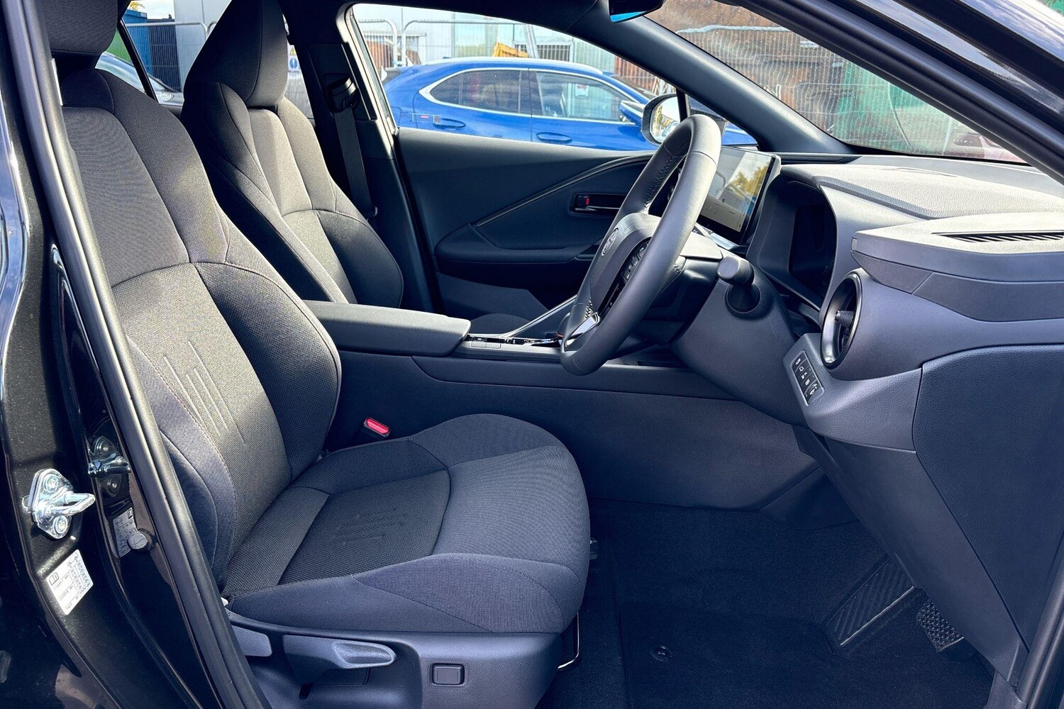 Used Toyota C-HR 2025 for sale - 76635395: Photo 45