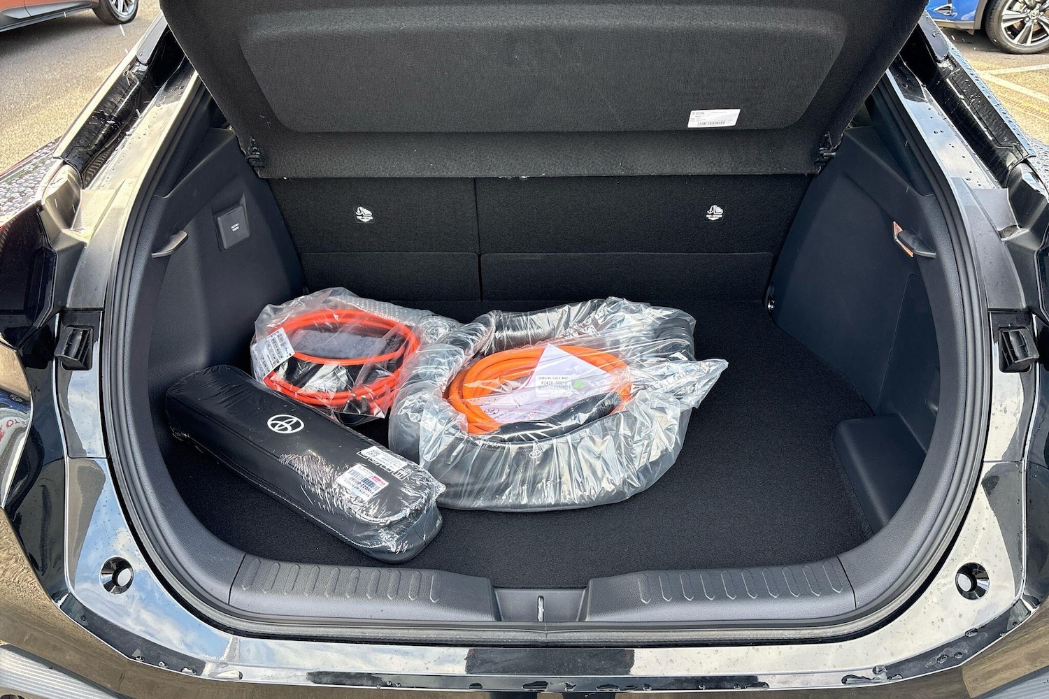 Used Toyota C-HR 2025 for sale - 76635395: Photo 48