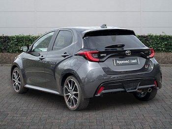 Used Toyota Yaris 2024 for sale - 79485518: Photo