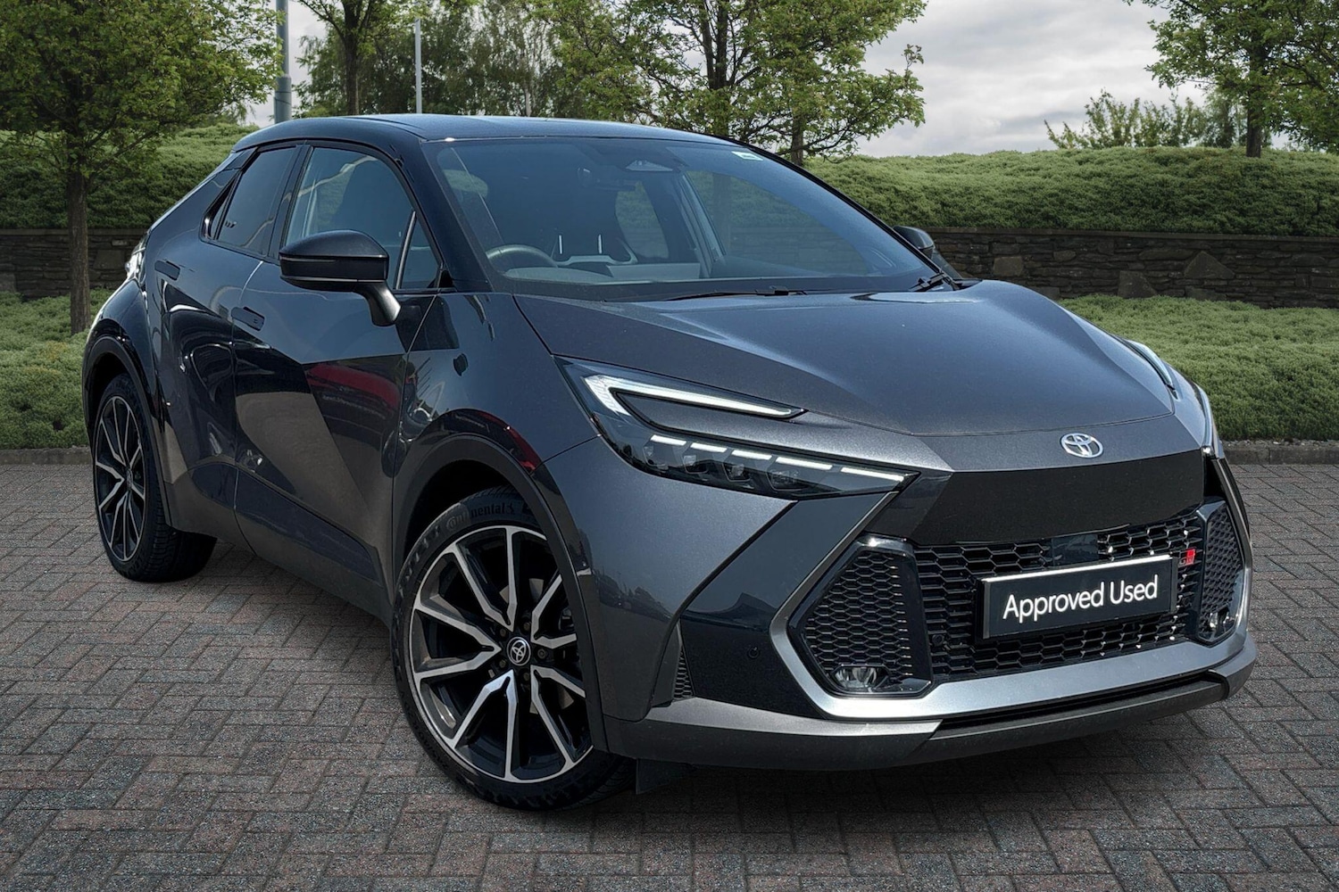 Used Toyota C-HR 2025 for sale - 76635384: Photo 1