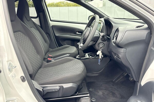 Used Toyota Aygo X 2024 for sale - 76139696: Photo 41
