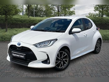 Used Toyota Yaris 2023 for sale - 79809206: Photo