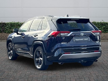 Used Toyota RAV4 2020 for sale - 77647540: Photo