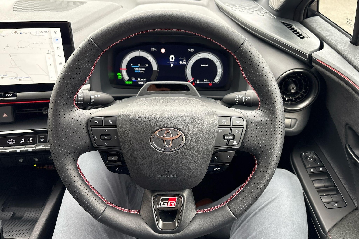 Used Toyota C-HR 2025 for sale - 76350471: Photo 10