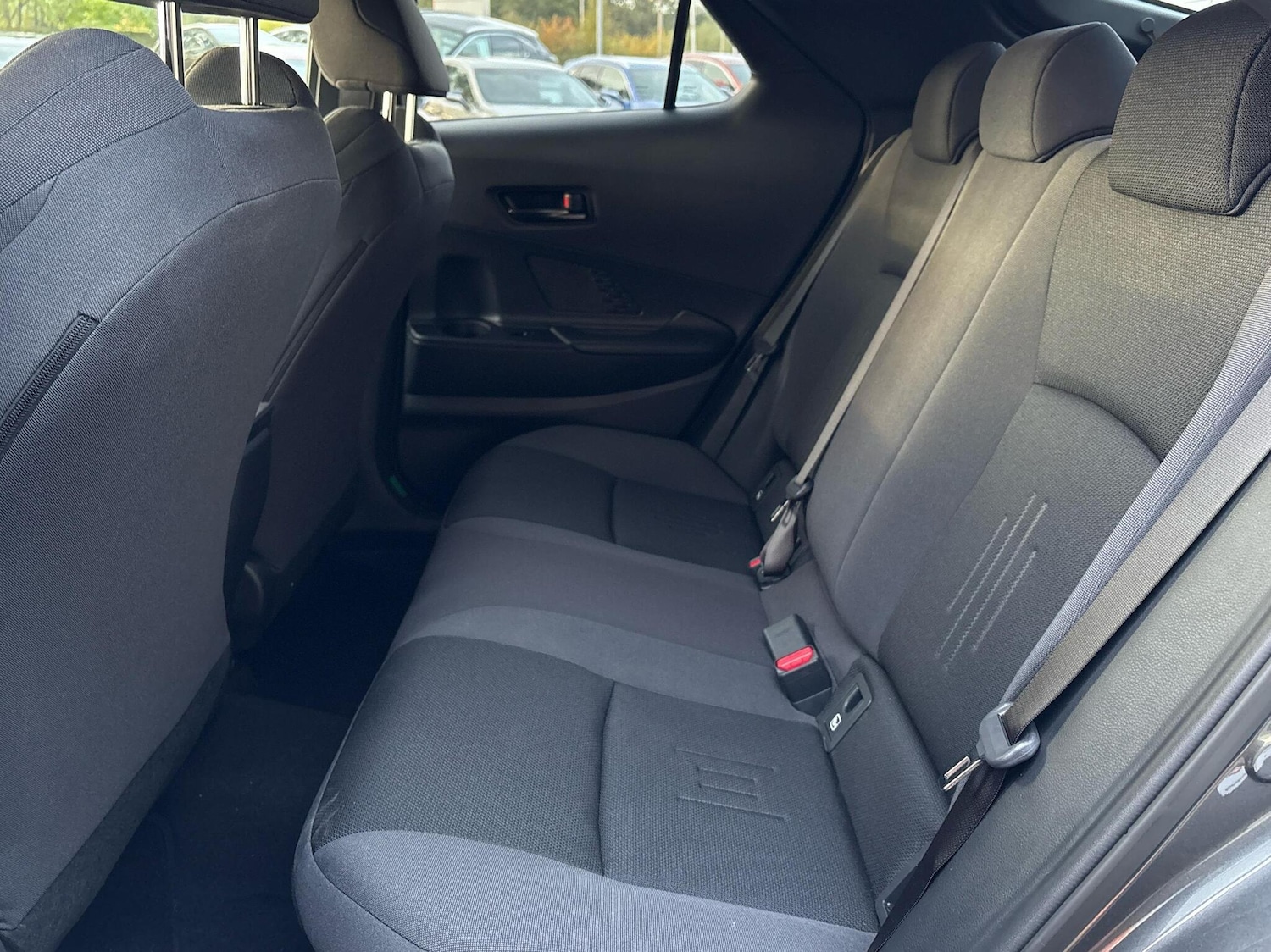 Used Toyota C-HR 2025 for sale - 76486677: Photo 12