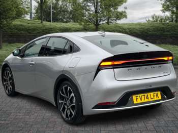 Used Toyota Prius 2024 for sale - 74669444: Photo
