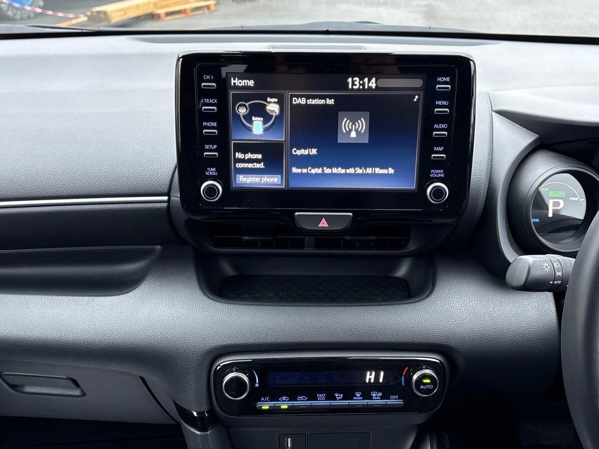 Used Toyota Yaris 2023 for sale - 77021763: Photo 11