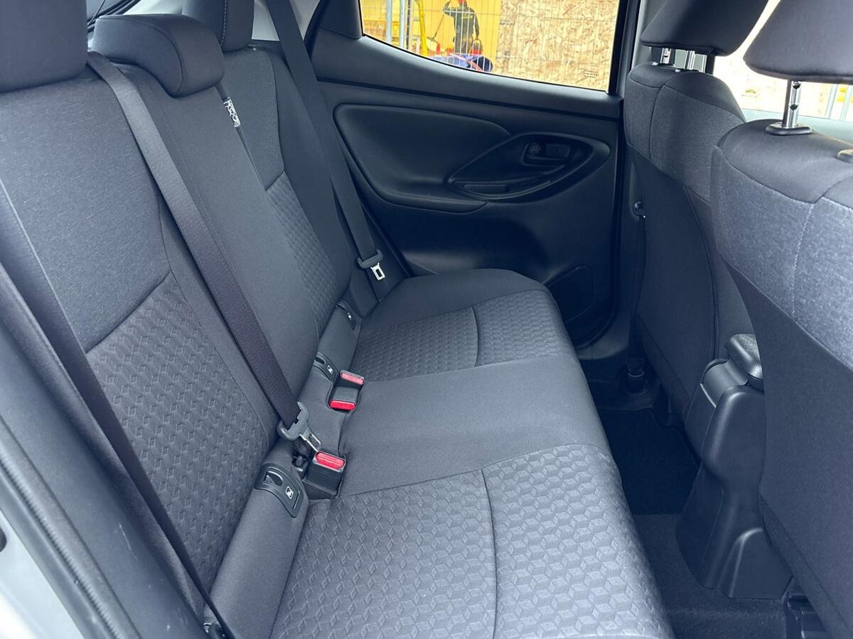 Used Toyota Yaris 2023 for sale - 77021763: Photo 16
