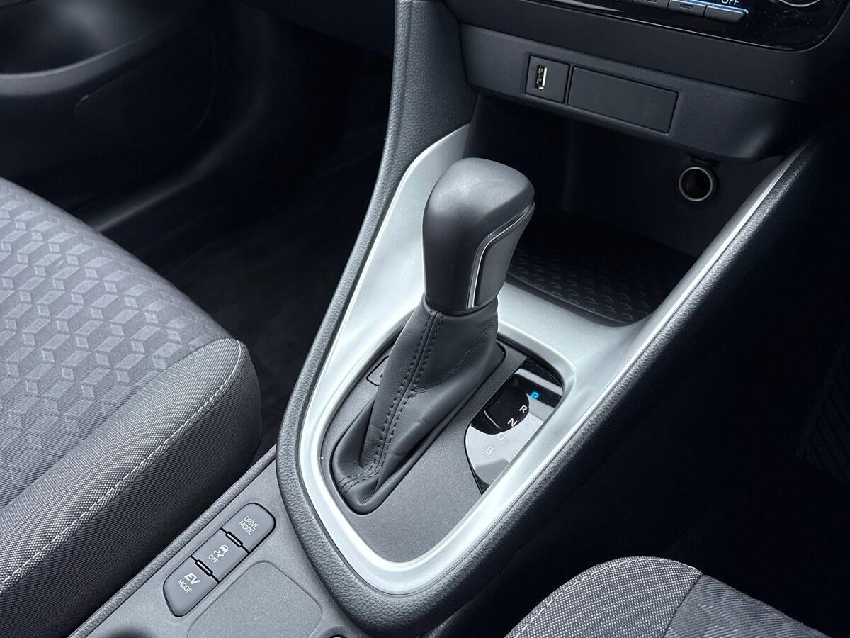 Used Toyota Yaris 2023 for sale - 77021763: Photo 18