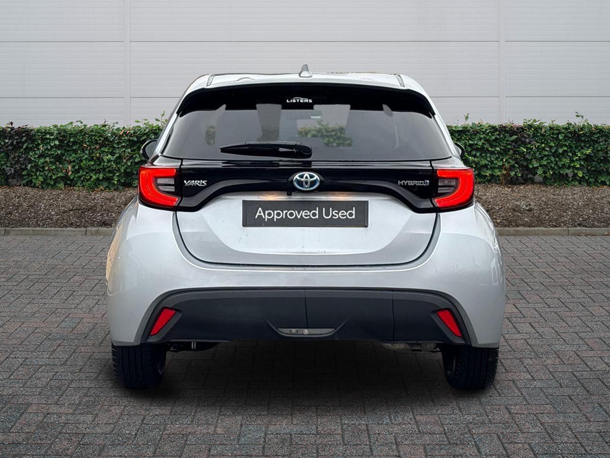 Used Toyota Yaris 2023 for sale - 77021763: Photo 4