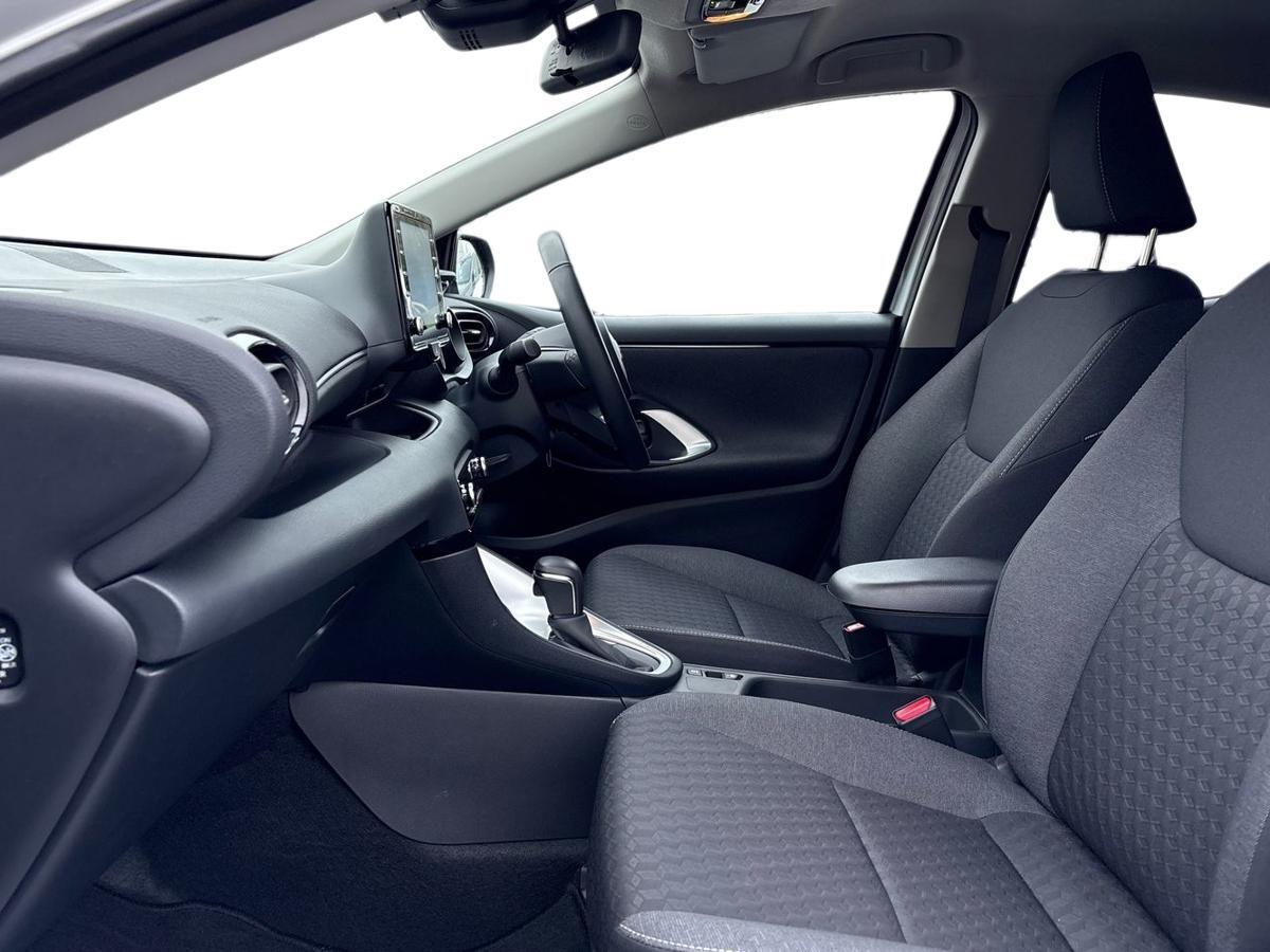 Used Toyota Yaris 2023 for sale - 77021763: Photo 7