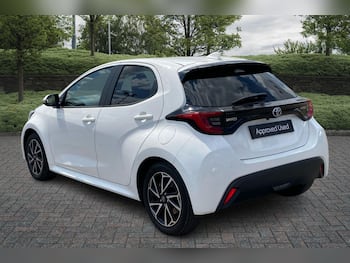 Used Toyota Yaris 2023 for sale - 79822276: Photo