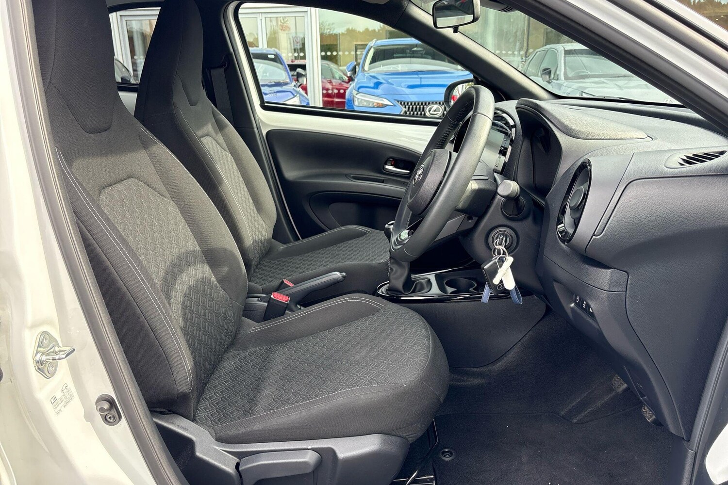 Used Toyota Aygo X 2023 for sale - 76073802: Photo 41