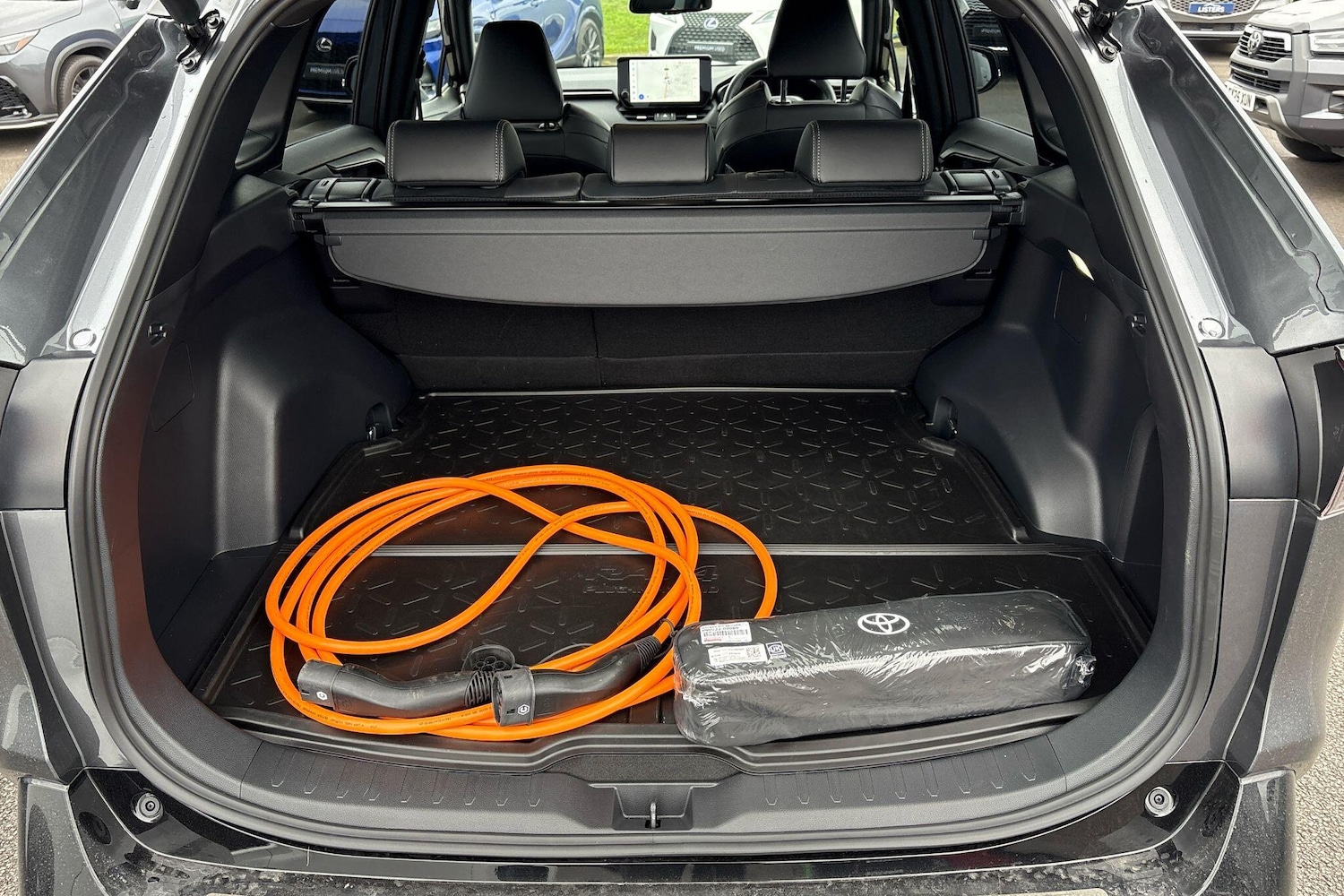 Used Toyota RAV4 2025 for sale - 76359738: Photo 24