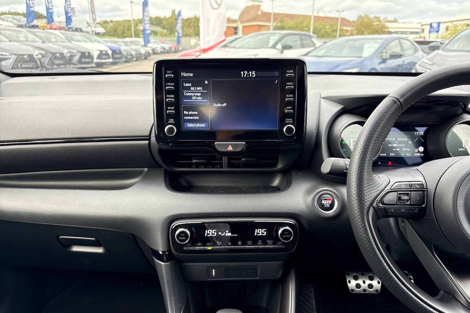 Used Toyota Yaris 2025 for sale - 76486671: Photo 8