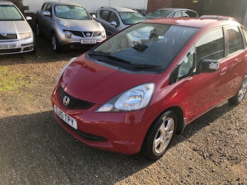 Used Honda Jazz 2010 for sale - 77357223: Photo