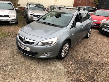 Vauxhall Astra feature image