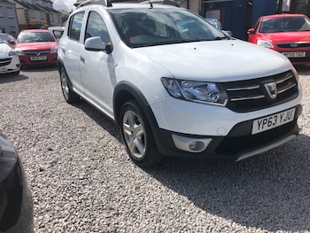 Used Dacia Sandero Stepway 2013 for sale - 78323923: Photo
