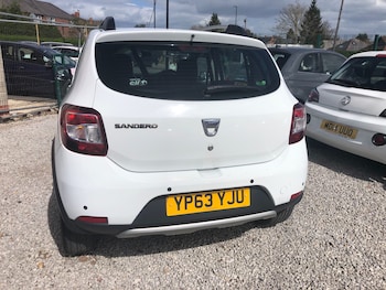 Used Dacia Sandero Stepway 2013 for sale - 78323923: Photo