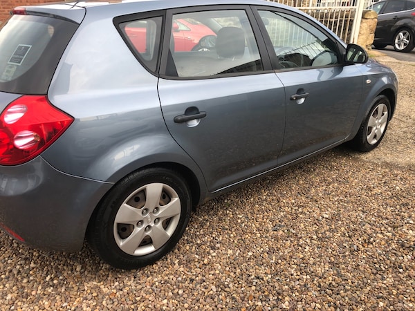 Used Kia Ceed 2009 for sale - 76145786: Photo 4