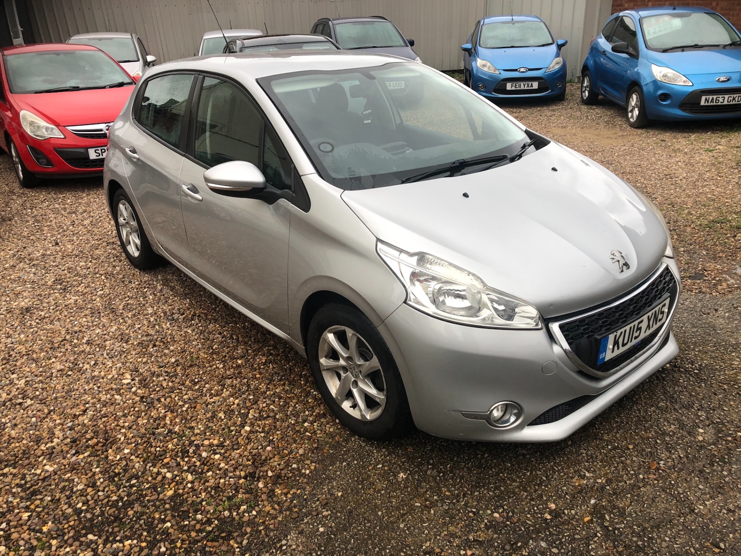 Used Peugeot 208 2015 for sale - 76971541: Photo 2