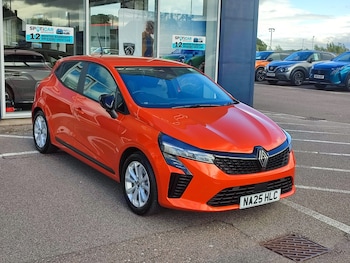 Used Renault Clio 2025 for sale - 76680033: Photo