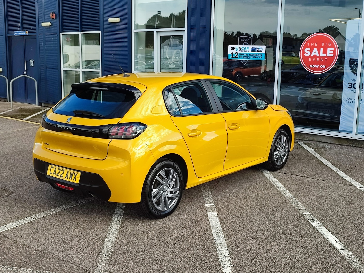 Used Peugeot 208 2022 for sale - 76675201: Photo 8